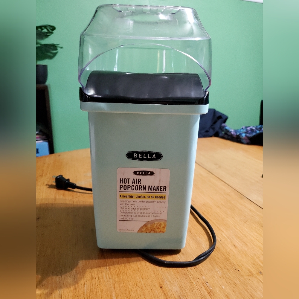 Bella popcorn maker Brand New No Box